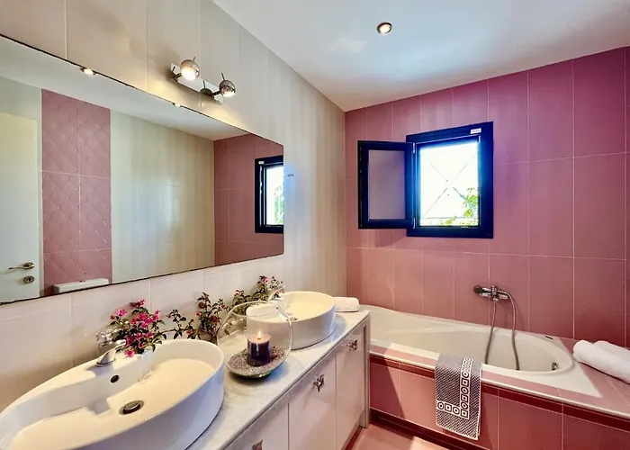 Heart House With Private Pool By Dadovillas Acharavi (Corfu)