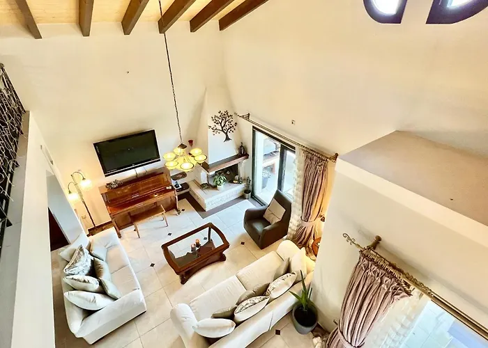 Heart House With Private Pool By Dadovillas Villa
