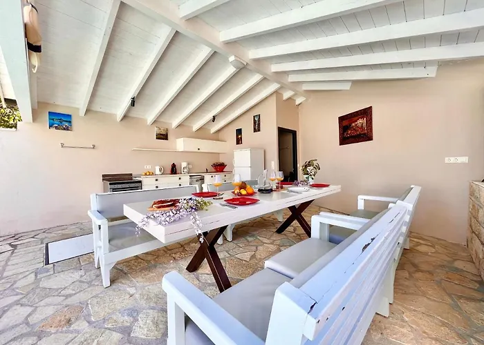 Villa Heart House With Private Pool By Dadovillas Acharavi (Corfu)