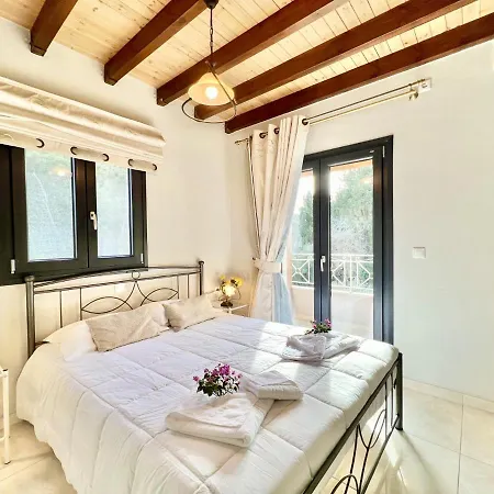 Heart House With Private Pool By Dadovillas Acharavi (Corfu)